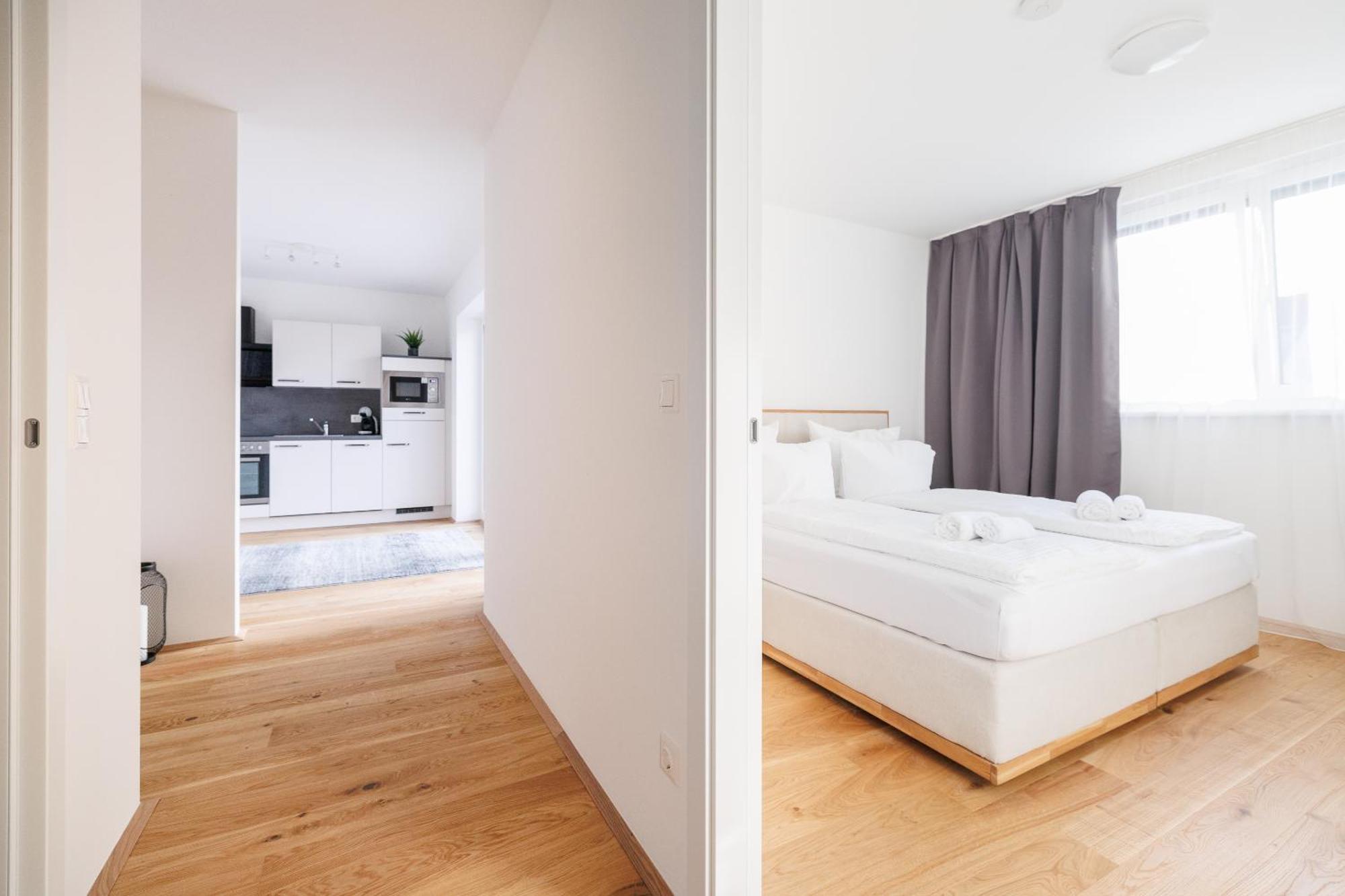 Symphony Apartments 42 - Modern Loft With Terrace And Grill In Central Location Вена Экстерьер фото